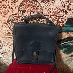 Black Coach leather bag normal wear excellent to good condition no callouts